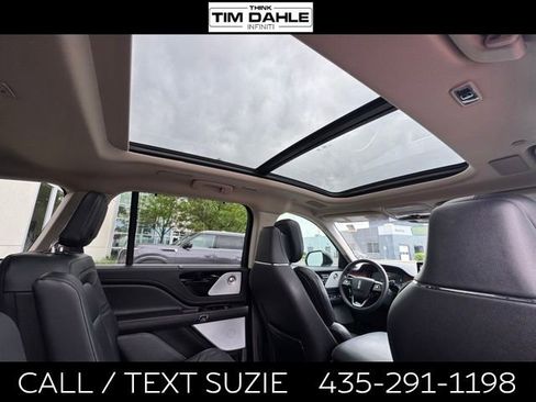 Used 2023 Lincoln Aviator Reserve w/ Equipment Group 201A AWD/4WD image 19
