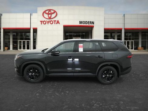 New 2026 Toyota Grand Highlander Platinum AWD/4WD image 3