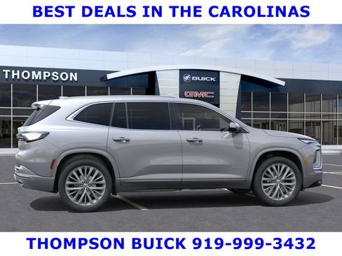 New 2025 Buick Enclave Avenir FWD image 5