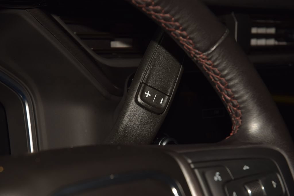 Used 2025 GMC Sierra 2500 AT4X AWD/4WD image 46