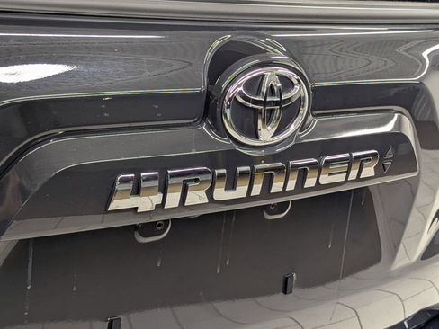 Used 2024 Toyota 4Runner SR5 image 32