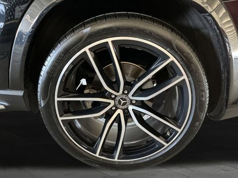 Used 2021 Mercedes-Benz GLS 580 4MATIC image 20