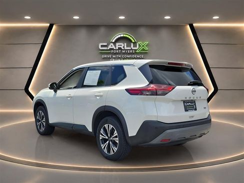 Used 2023 Nissan Rogue SV FWD image 4