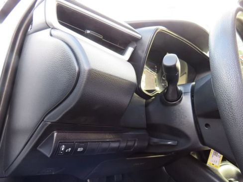 Certified 2024 Toyota Corolla LE image 31