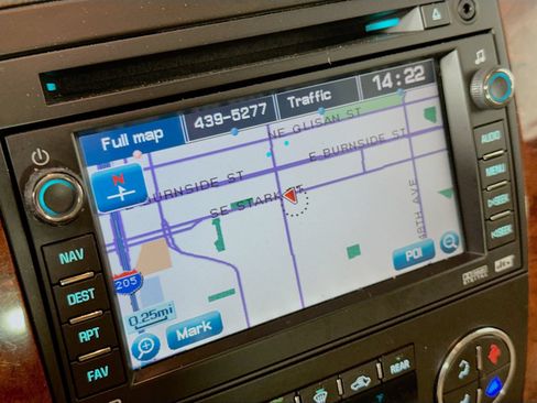 Used 2010 Chevrolet Suburban LTZ AWD/4WD image 13