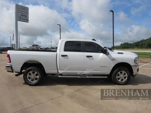 Used 2024 RAM 2500 Big Horn w/ Off Road Package AWD/4WD image 7