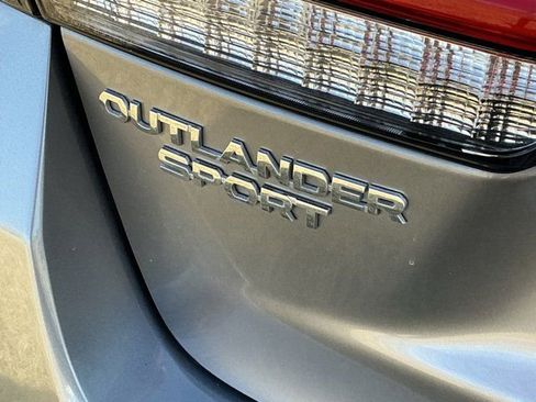 Used 2024 Mitsubishi Outlander Sport SE image 9