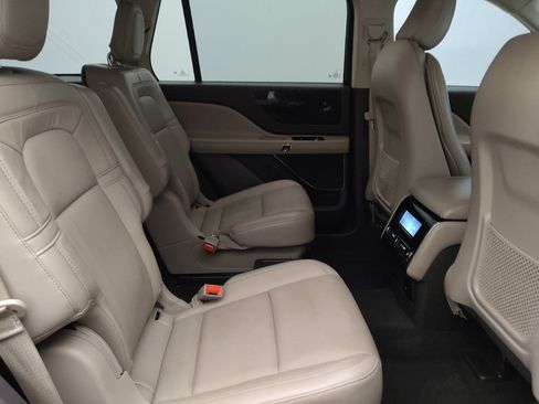Used 2021 Lincoln Aviator Reserve RWD image 19