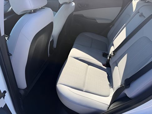 Used 2023 Hyundai Kona SEL FWD image 26