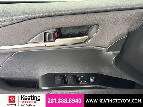 Used 2025 Toyota Camry LE FWD image 12