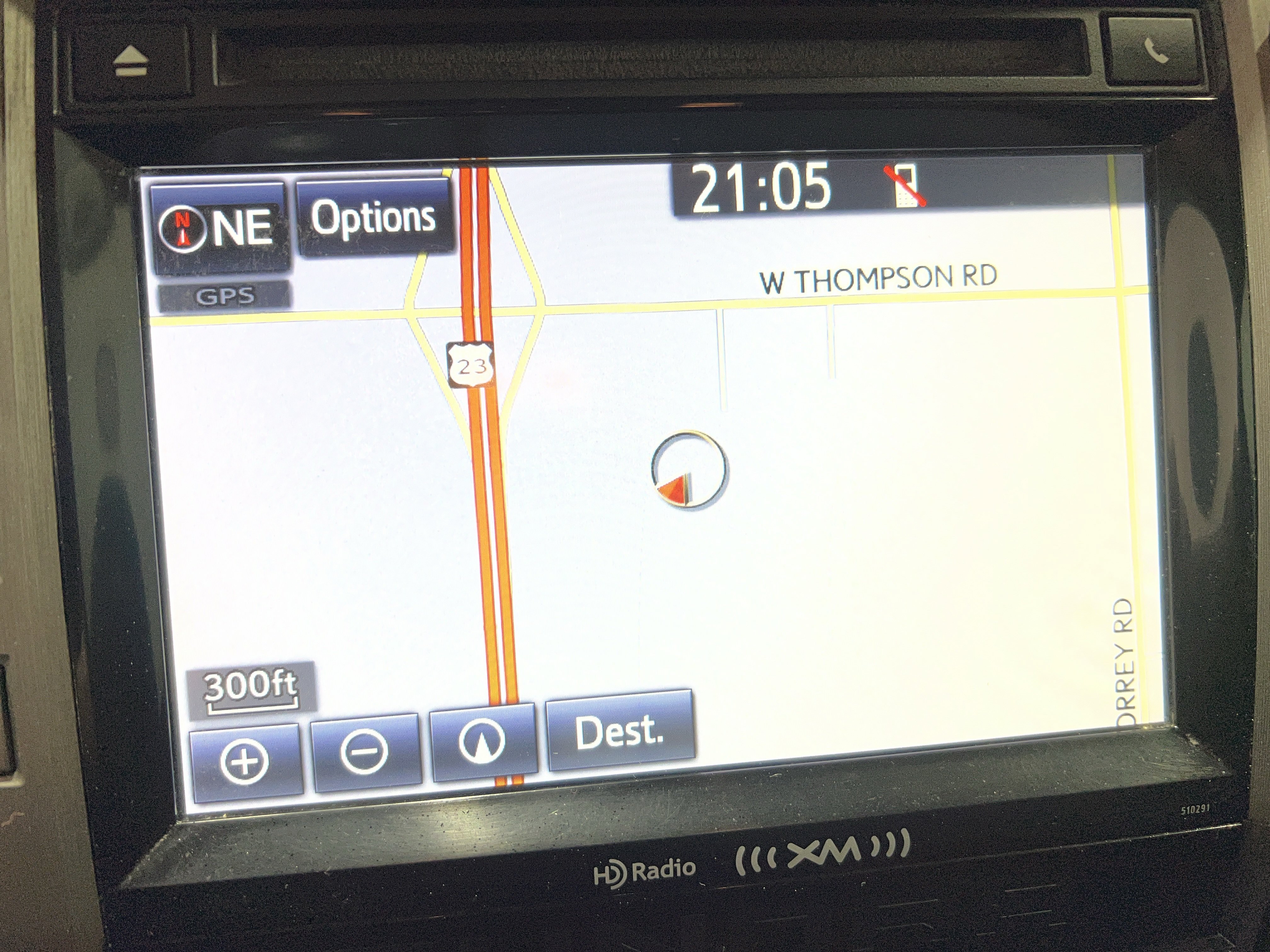 Used 2018 Toyota Tundra SR5 AWD/4WD image 9