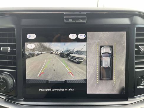 New 2026 Ford F250 Lariat w/ Black Appearance Package image 20