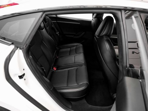 Used 2023 Tesla Model S image 33
