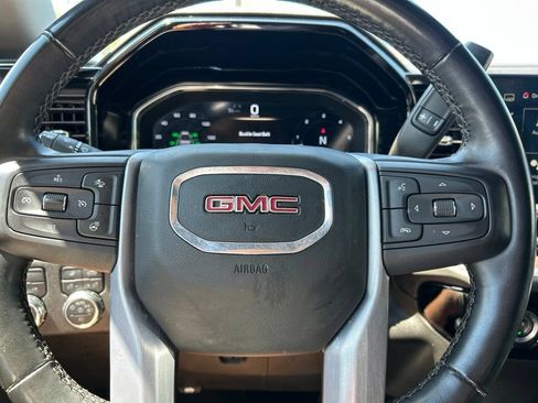 Used 2024 GMC Sierra 1500 SLT AWD/4WD image 23