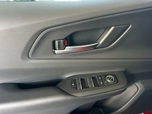 New 2026 Toyota Prius Plug-In Hybrid image 10