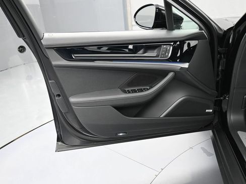 New 2026 Porsche Panamera image 15