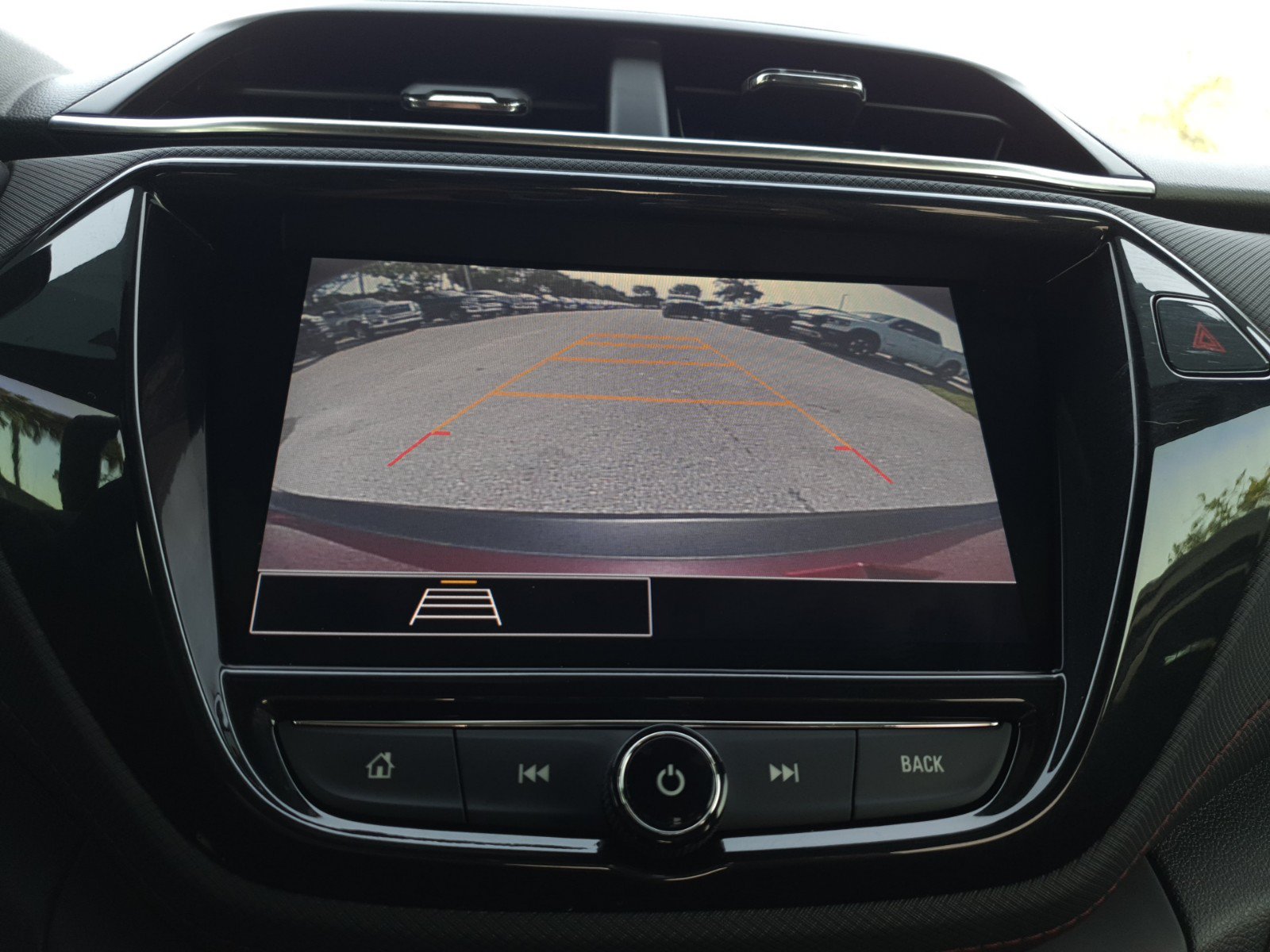 Used 2021 Chevrolet TrailBlazer RS w/ Sun and Liftgate Package FWD image 29