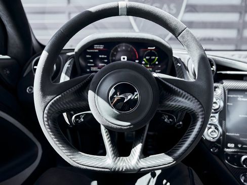 Used 2021 McLaren 765LT image 47