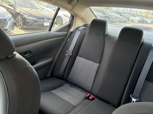 Used 2025 Nissan Sentra SV image 38