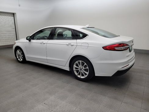 Used 2019 Ford Fusion SE FWD image 3
