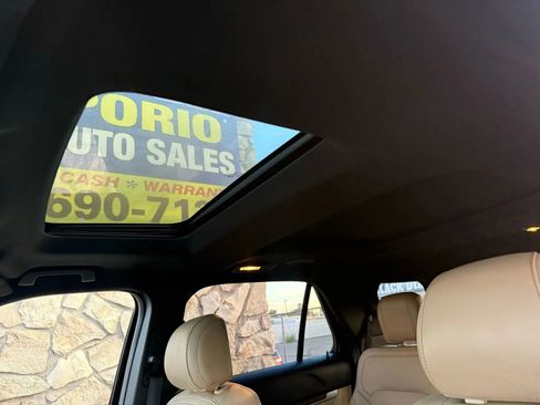 Used 2016 Ford Explorer Limited w/ Equipment Group 301A image 9