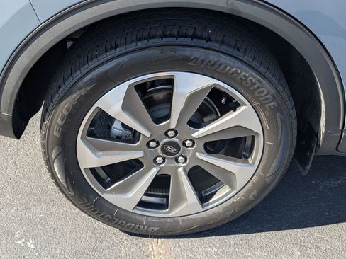 Used 2023 Ford Escape Platinum w/ Premium Technology Package image 25