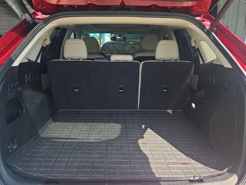 Used 2017 Ford Edge Titanium w/ Equipment Group 301A FWD image 3