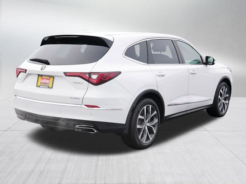 Used 2023 Acura MDX SH-AWD w/ Technology Package image 7