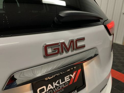 Used 2021 GMC Terrain SLT image 15