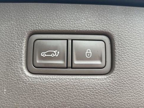 Used 2023 Genesis GV80 2.5T w/ Prestige Package AWD/4WD image 46