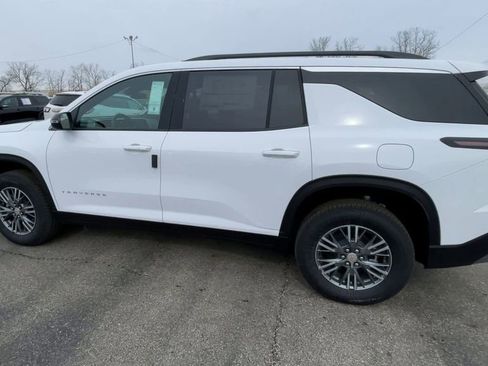 New 2026 Chevrolet Traverse LT w/ LPO, Floor Liner Package image 7