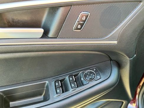 Certified 2024 Ford Edge SEL w/ Convenience Package image 18