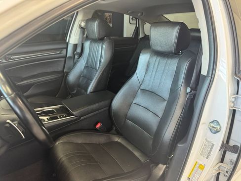 Used 2020 Honda Accord EX-L image 17
