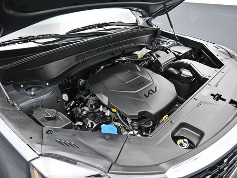 Used 2022 Kia Telluride LX image 59