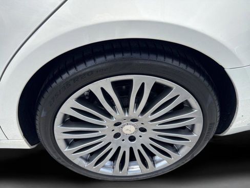 Used 2017 Mercedes-Benz S 550 Sedan image 24