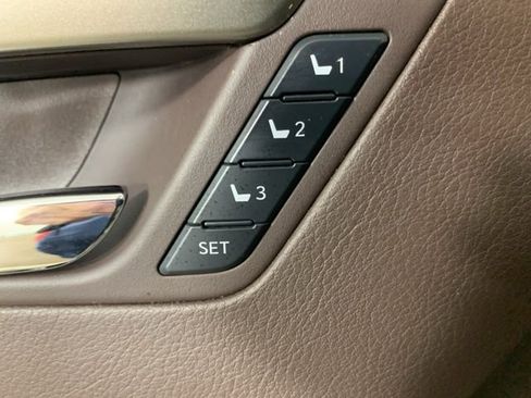 Used 2017 Lexus RX 350 AWD w/ Premium Package image 18