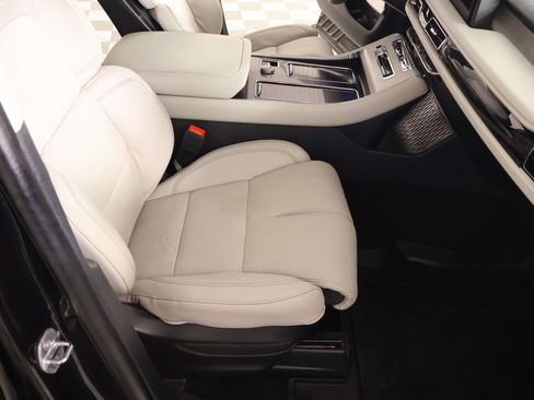 Used 2025 Lincoln Aviator Reserve w/ Luxury Package AWD/4WD image 14