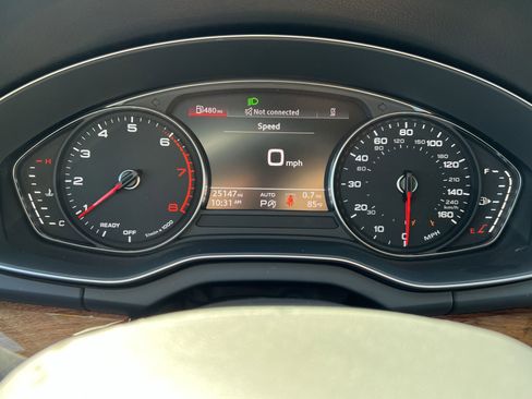 Used 2023 Audi Q5 2.0T Premium w/ Convenience Package AWD/4WD image 21