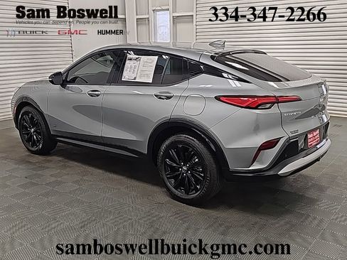 Used 2025 Buick Envista Sport Touring w/ Convenience I Package image 5