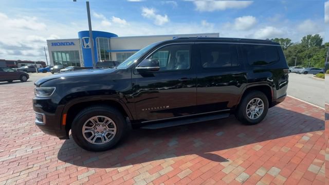 Used 2023 Jeep Wagoneer 2WD image 7
