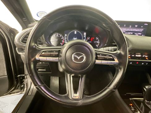 Used 2019 MAZDA MAZDA3 AWD Hatchback w/ Preferred Pkg image 17