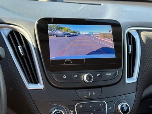 Used 2024 Chevrolet Malibu LT image 24