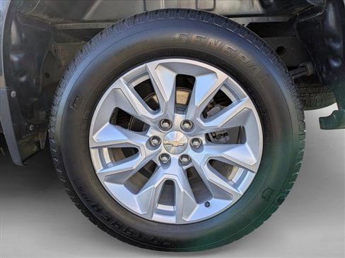 Used 2022 Chevrolet Silverado 1500 Custom w/ Safety Confidence Package image 25