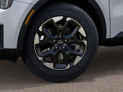 New 2026 Kia Sorento S image 9