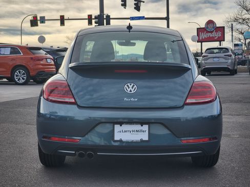 Used 2018 Volkswagen Beetle 2.0T Coast image 5