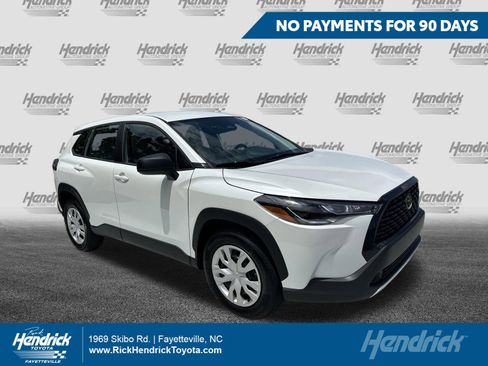 Used 2025 Toyota Corolla Cross L FWD image 1