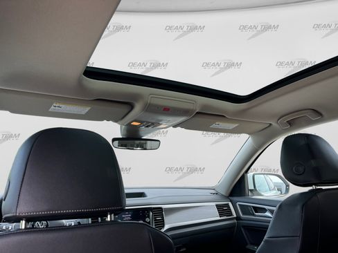 Used 2019 Volkswagen Atlas SEL R-Line AWD/4WD image 19