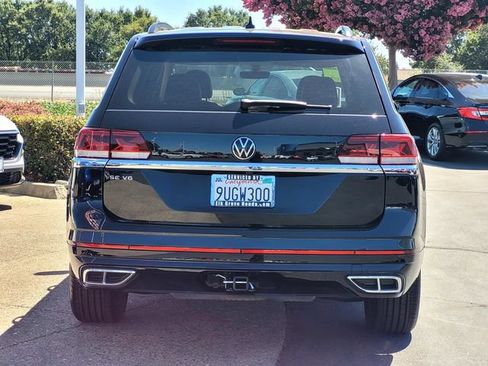 Used 2021 Volkswagen Atlas SE w/ Panoramic Sunroof Package FWD image 5