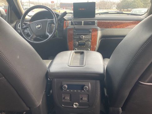 Used 2007 Chevrolet Avalanche LT w/ LT Preferred Equipment Group image 24