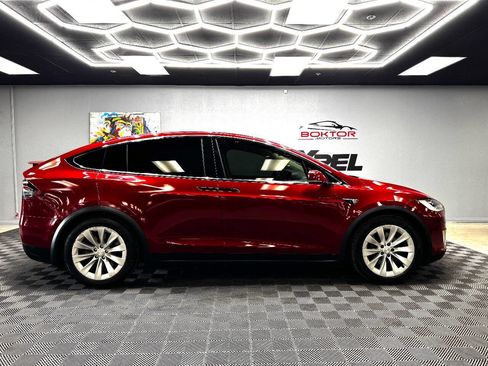 Used 2017 Tesla Model X 75D image 14